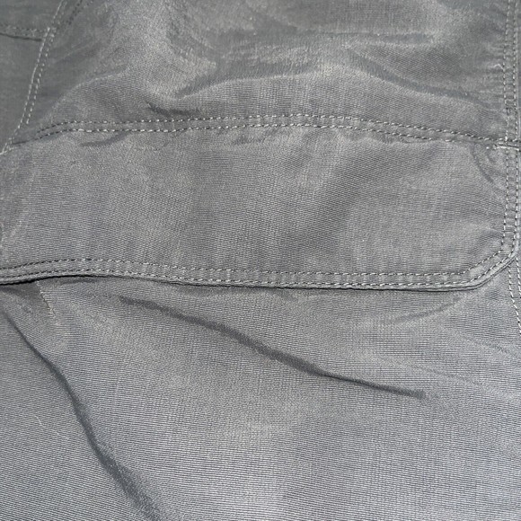 The North Face Men's Shorts Dark Gray Cargo Size XXL - Picture 3 of 7